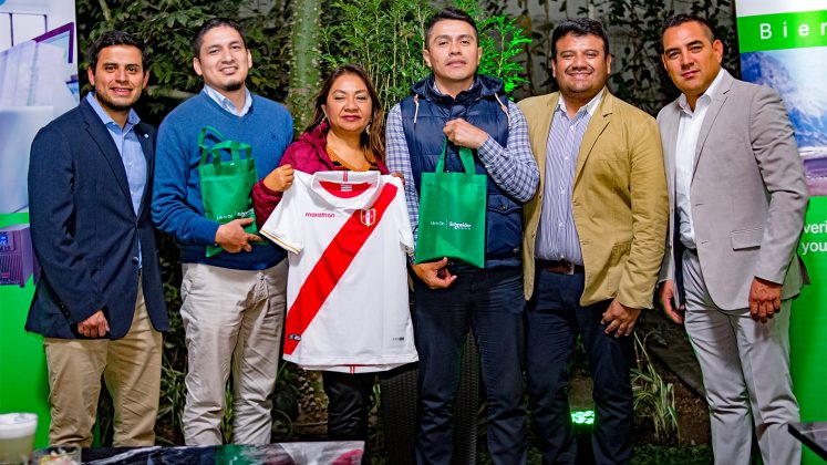 “Copa APC by Schneider Electric” premió a sus aliados de TI en Perú