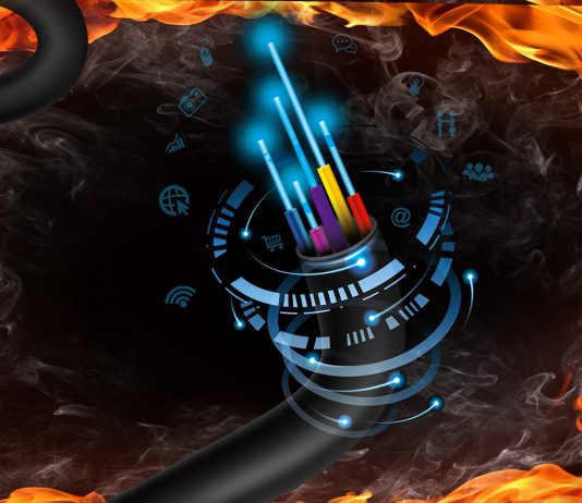 Panduit promueve las normas para la seguridad de las personas