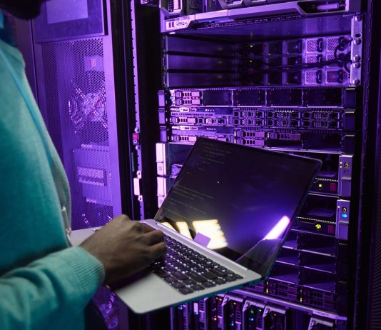 Cuatro claves para optimizar un centro de datos híbrido