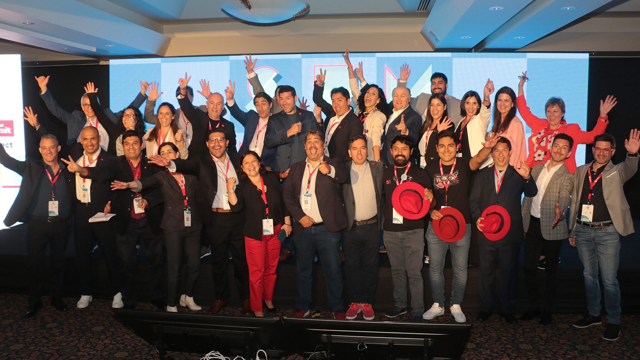 Red Hat Summit: Connect Lima mostró la vision de la IA, nube híbrida y ...