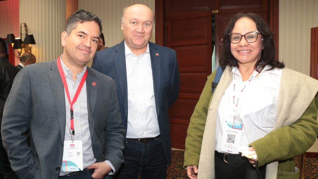 Red Hat Summit: Connect Lima mostró la vision de la IA, nube híbrida y ...