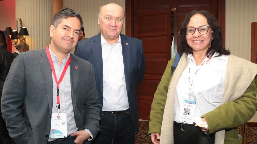 Red Hat Summit: Connect Lima mostró la vision de la IA, nube híbrida y ...
