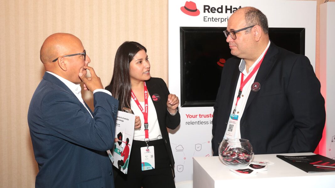 Red Hat Summit: Connect Lima mostró la vision de la IA, nube híbrida y ...