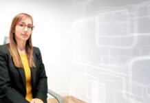 Sandra Buendía, coordinadora regional de las Unidades de Educación y Servicios de Licencias OnLine.