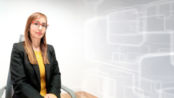 Sandra Buendía, coordinadora regional de las Unidades de Educación y Servicios de Licencias OnLine.