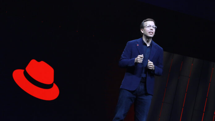 RED-HAT-MATT-HICKS-artículo-CTI-944 RED-HAT-MATT-HICKS-artículo-CTI-944