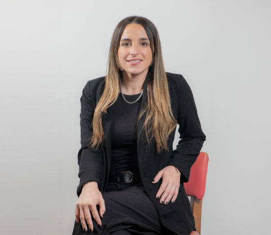Mariela Giussani, BDM de Acronis en Licencias OnLine