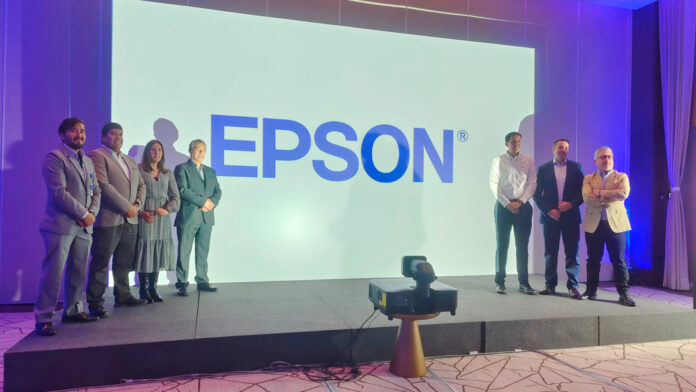 EPSON-NEW-PROYECTORES-CTI-954