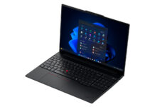 ThinkBook VertiFlex Concept fue presentado en Lenovo Innovation World 2025 LENOVO-INNOVATION-WORLD-2025-CTI-961-1