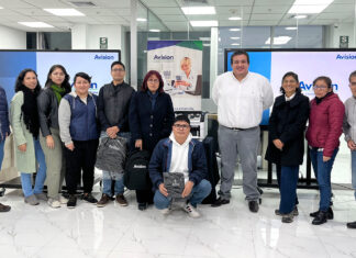 Avision fortalece su relación con sus clientes a través de capacitaciones y demostraciones AVISIÓN-CERCA-CLIENTE-CTI-964-1