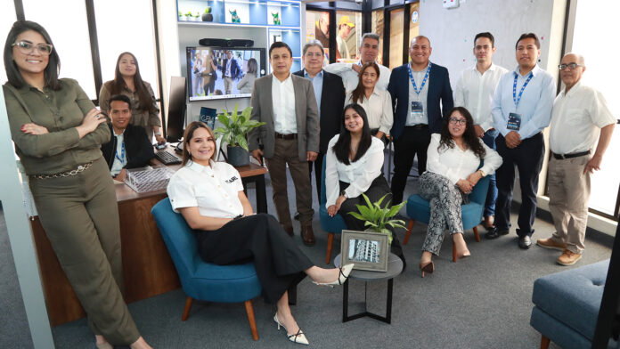 KURMI-COLOR-CENTRO-EXPERIENCIA-HP-CTI-973-0