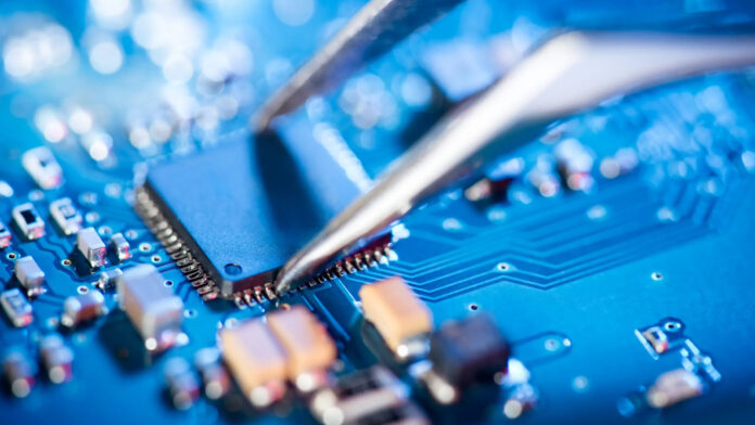 OMDIA-SEMICONDUCTORES-CRECE-CTI-972