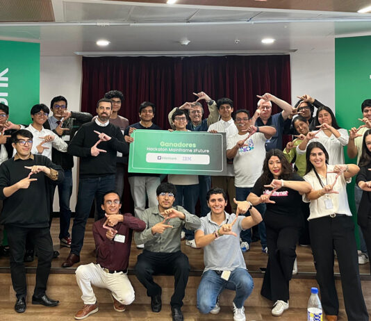 Estudiantes de la UNI ganan el desafío Mainframe zFuture organizado por IBM e Interbank IBM-ESTUDIANTES-UNI-CTI-981