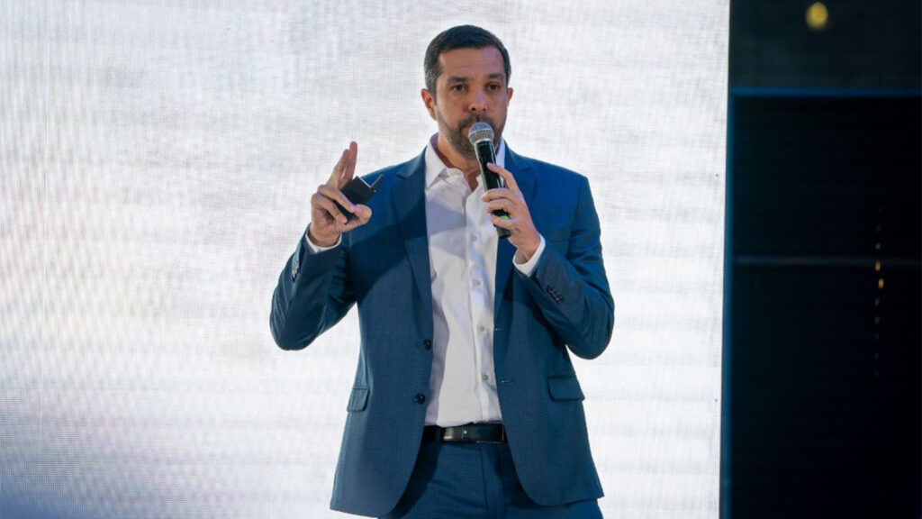 André PeixotoDirector Senior de Oferta Integrada B2B de Samsung en América Latina