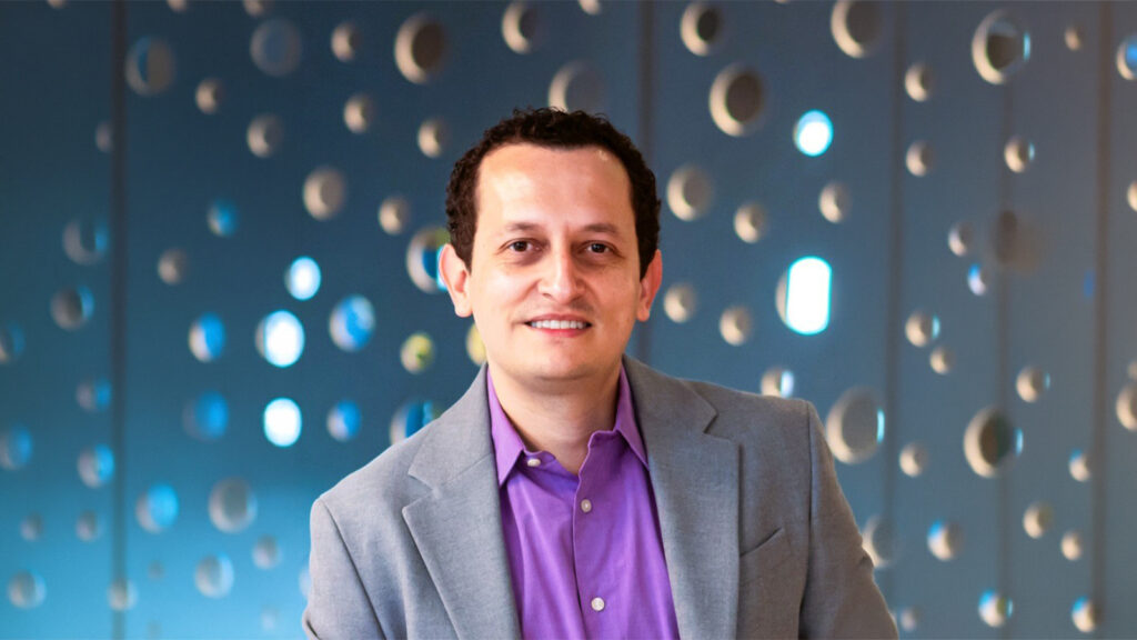 Luis Santamaría, líder del área de Cloud & Service Providers en Schneider Electric.