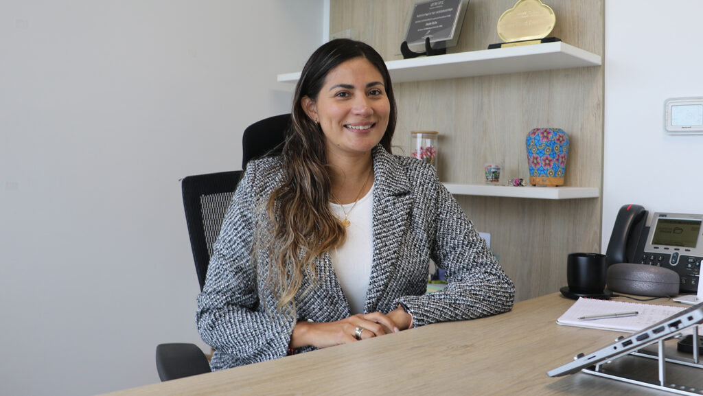 Jennifer Canales, gerente Comercial de LOL Perú