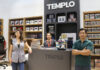 Angie Sánchez, de Vertagear; Sergio Delgado, de Templo; y John Huaytán, de Compudiskett.