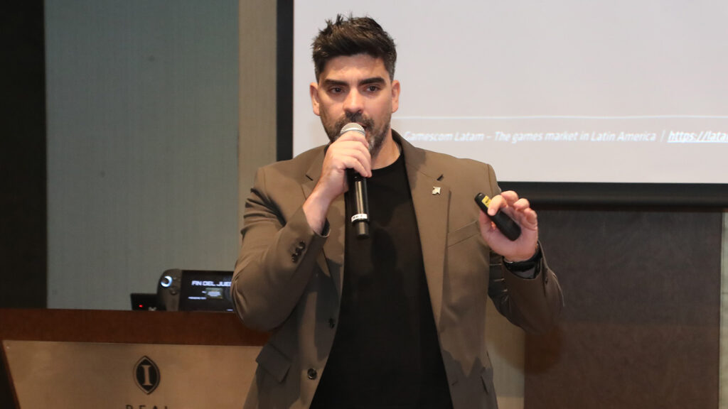Juan Sturla, Consumer Marketing Manager LATAM de AMD.