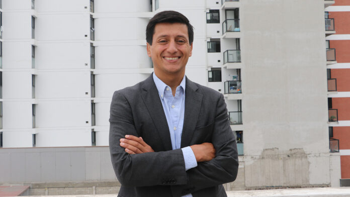 Leonidas Rojas, gerente de Leasing Tecnológico de Crece Capital Leonidas Rojas, gerente de Leasing Tecnológico de Crece Capital